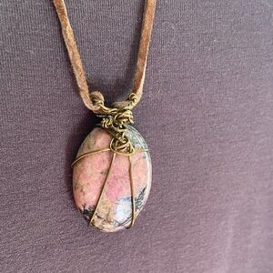 Marbled Mauve Caged Pendant Necklace